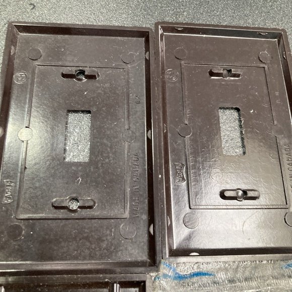 Vintage Leviton Light Switch Plate Wall Cover Brown Plates 1 New No Screws - Picture 5 of 6